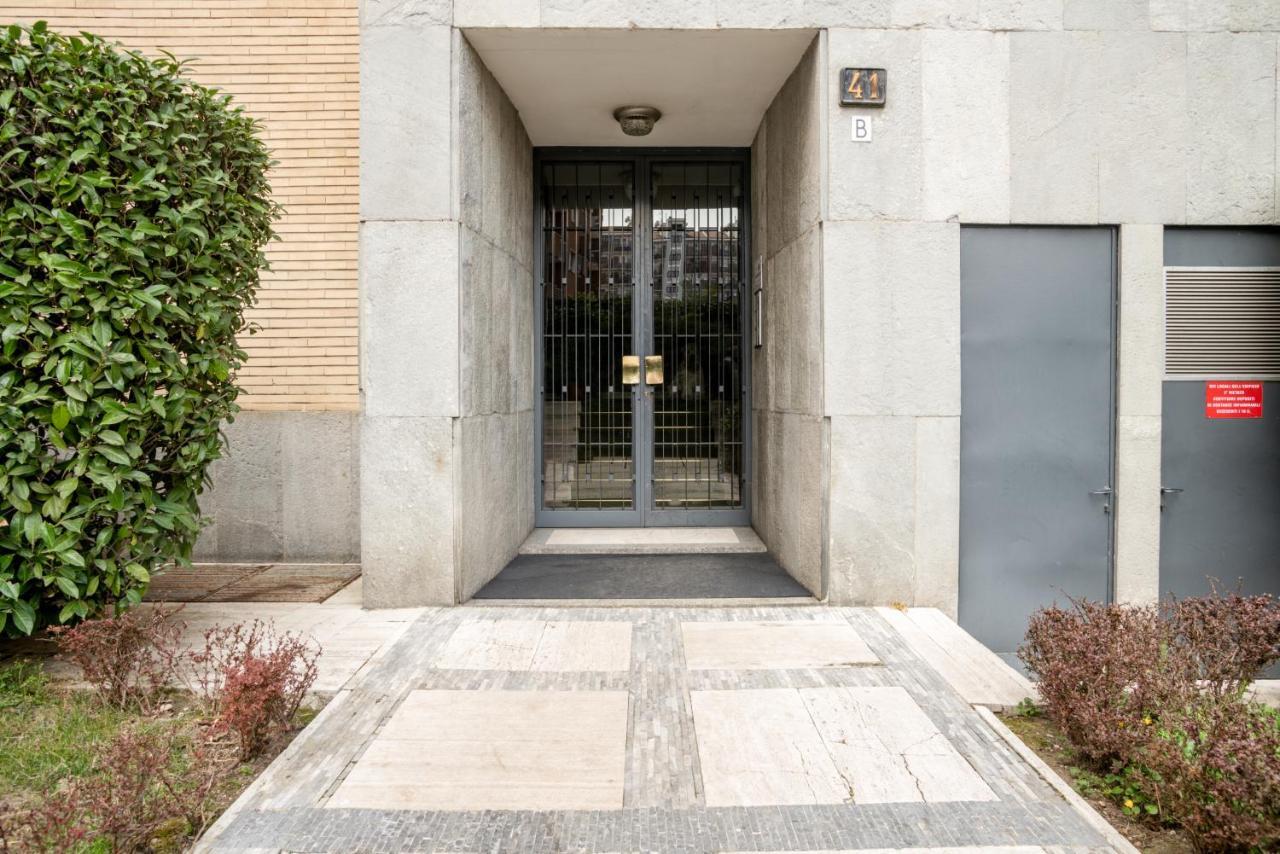 Apartament Elegante Bilocale In Zona Tortona Mediolan Zewnętrze zdjęcie